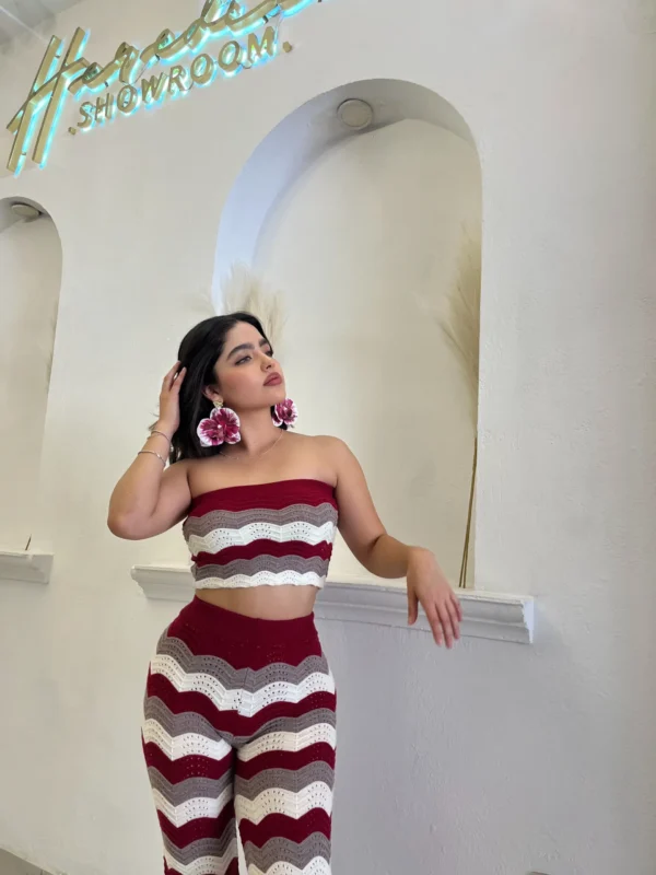 Conjunto tejido de dos piezas: El equilibrio perfecto de frescura y tendencia artesanal